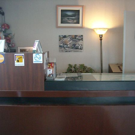 Motel Seigneurie De Vaudreuil Екстериор снимка